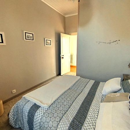 Un B&B Cosy A Angles Angles  外观 照片