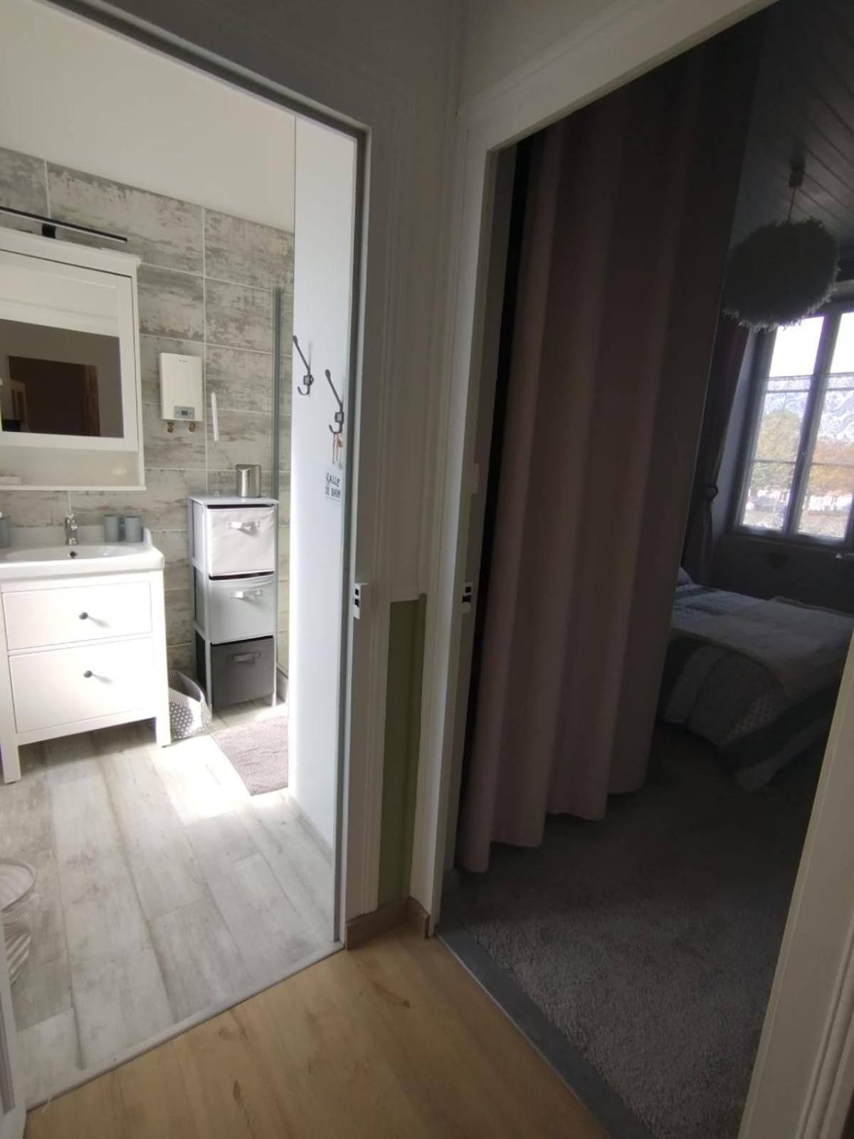 Un B&B Cosy A Angles Angles  外观 照片
